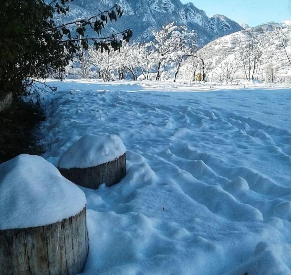 Karvansaray Lahic Hotell Exteriör bild