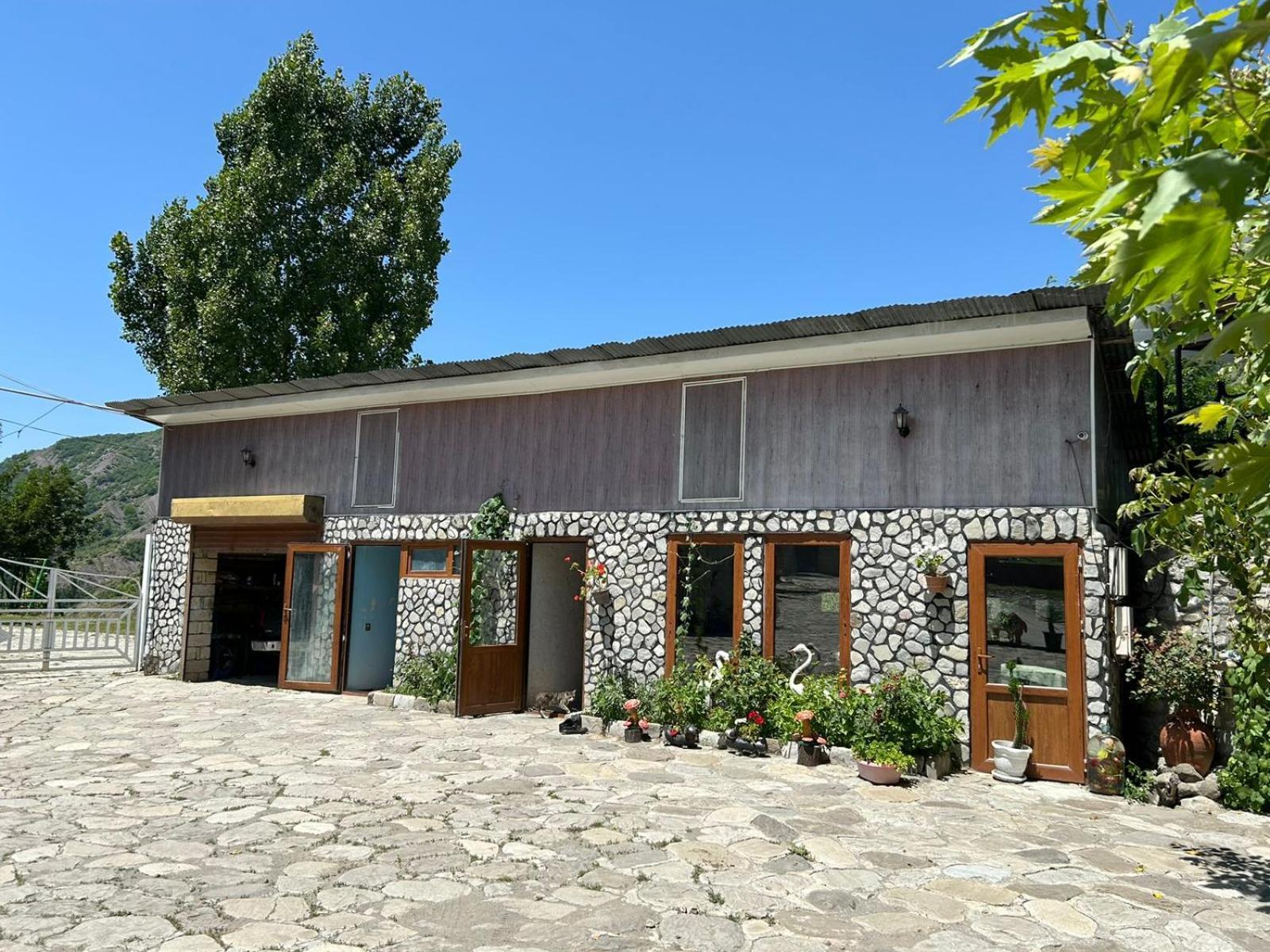 Karvansaray Lahic Hotell Exteriör bild