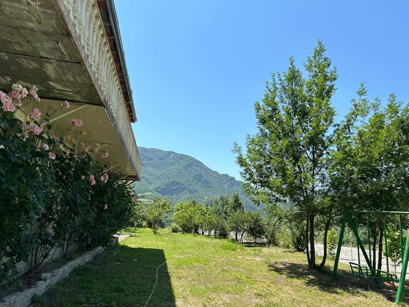 Karvansaray Lahic Hotell Exteriör bild
