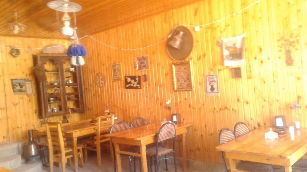 Karvansaray Lahic Hotell Exteriör bild