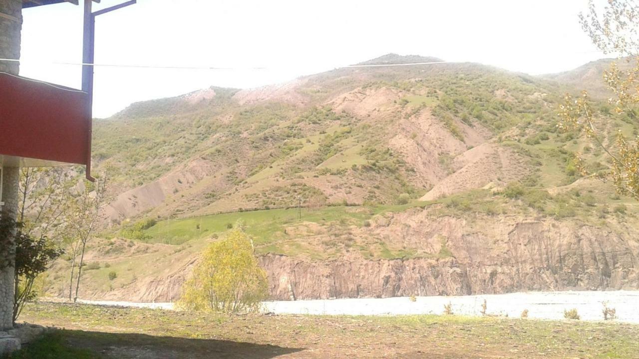 Karvansaray Lahic Hotell Exteriör bild